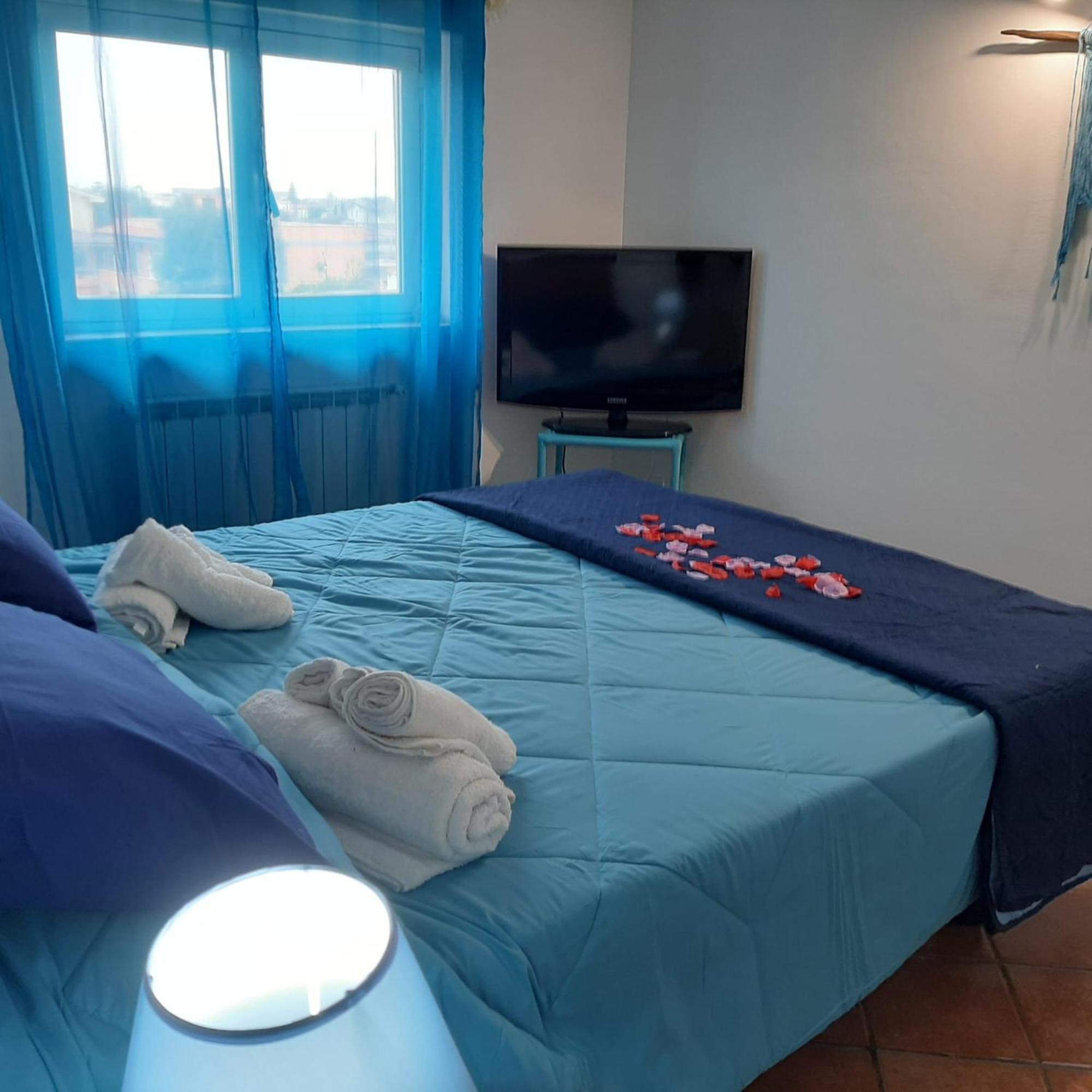 Appartement La Terrazza Sul Faro à Fiumicino Extérieur photo