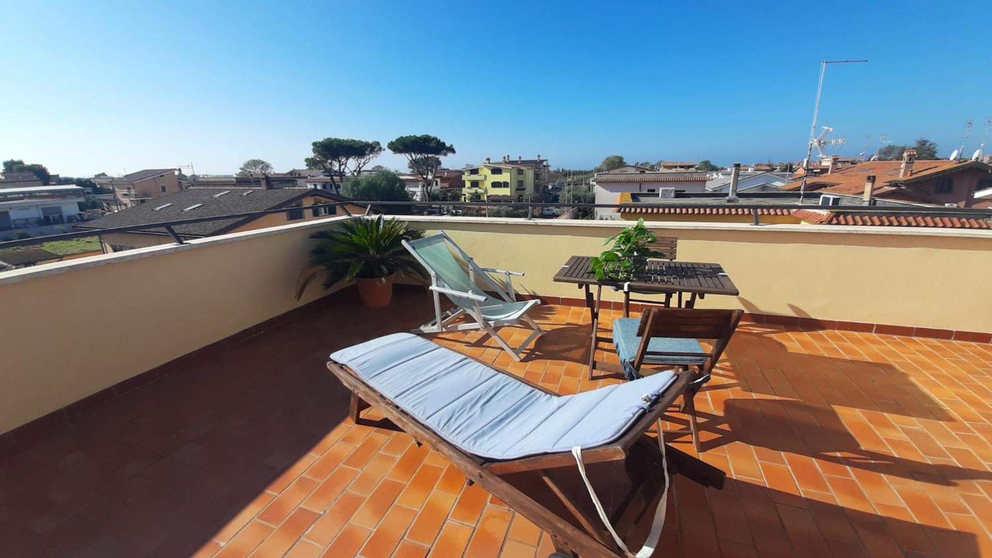 Appartement La Terrazza Sul Faro à Fiumicino Extérieur photo